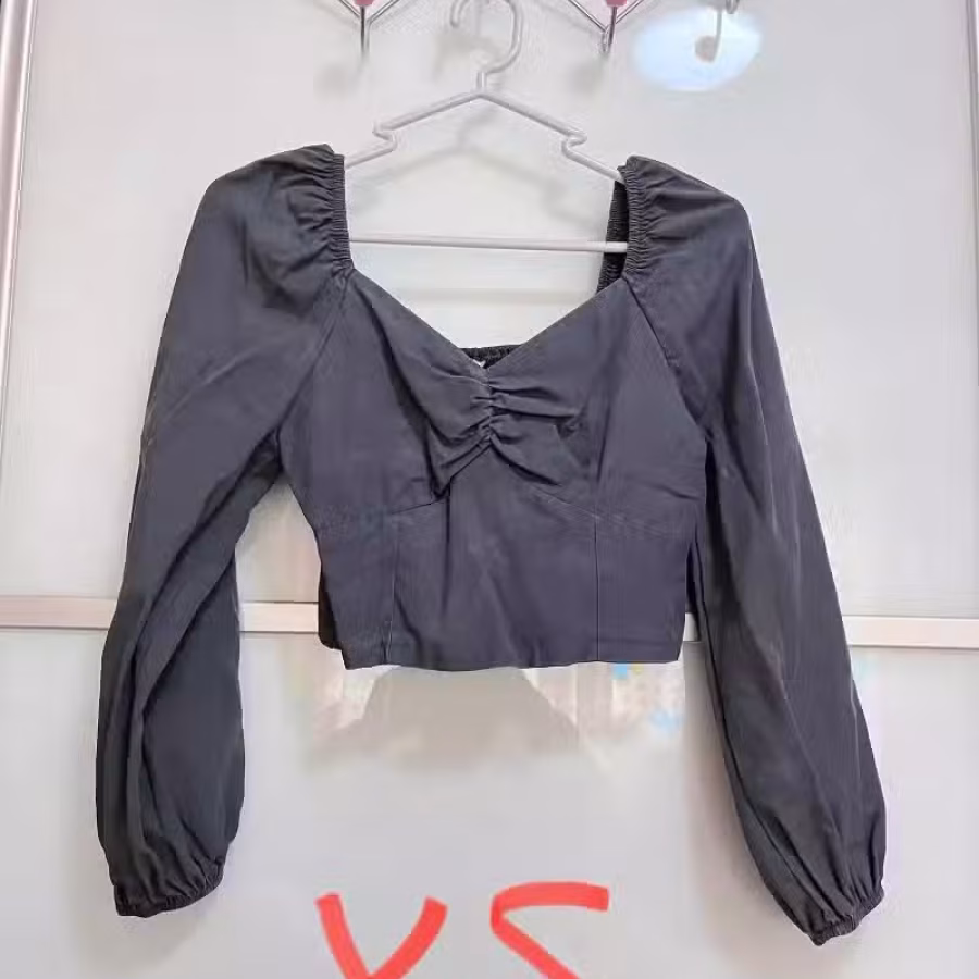 全新.9.9新，9.5新女装，一律2块 图片 36
