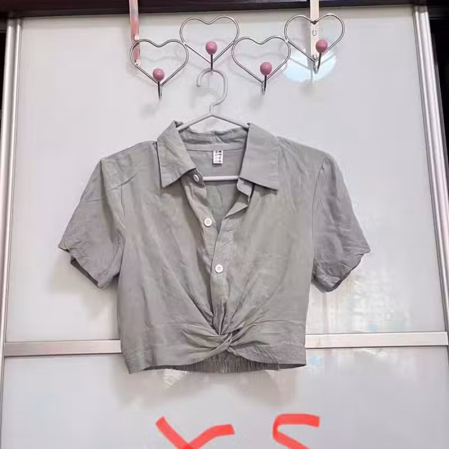 全新.9.9新，9.5新女装，一律2块 图片 27