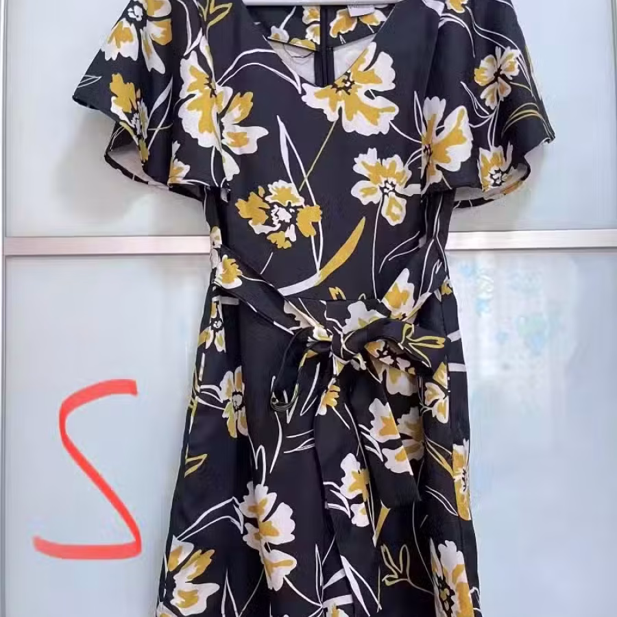 全新.9.9新，9.5新女装，一律2块 图片 39