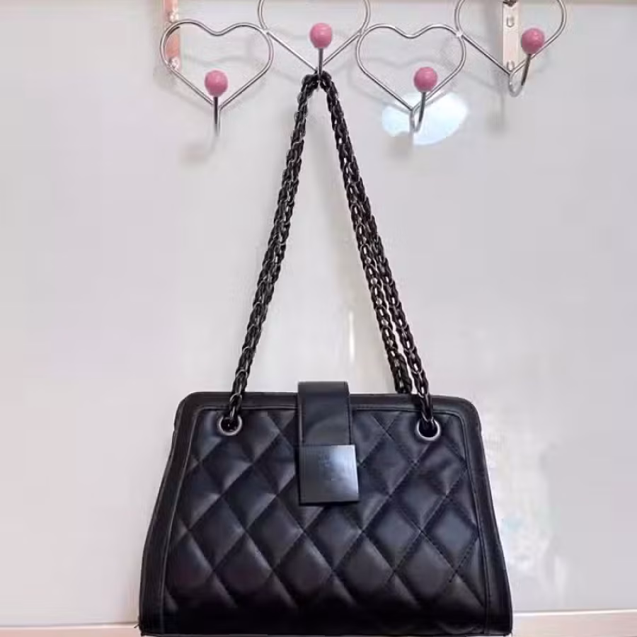 全新.9.9新，9.5新女装，一律2块 图片 5