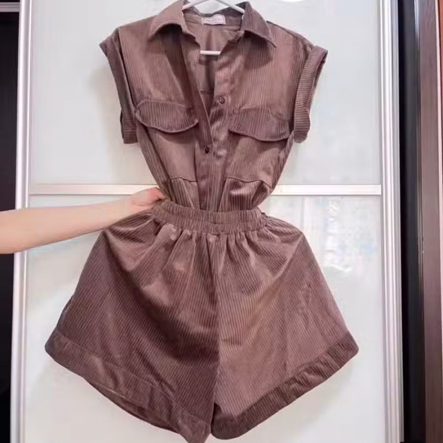 全新.9.9新，9.5新女装，一律2块 图片 3