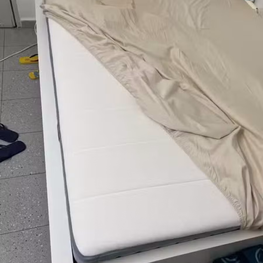床床垫送桌子 图片 2