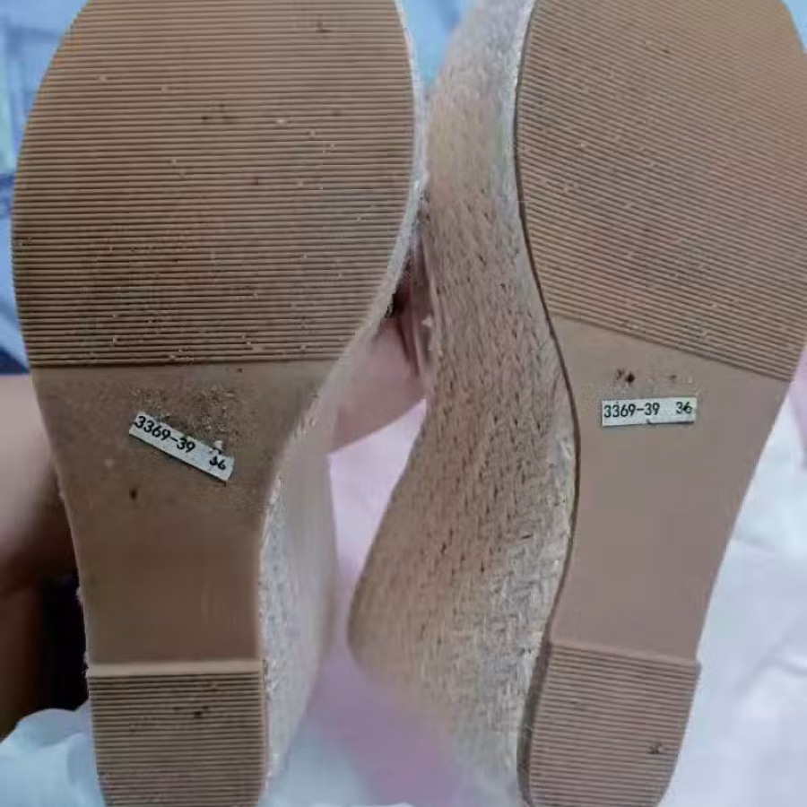 全新高帮鞋子 图片 4
