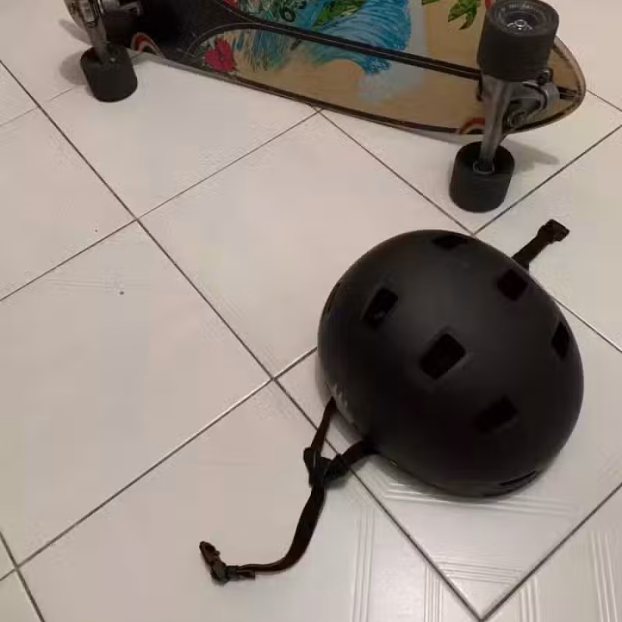 滑板安全帽 图片 1
