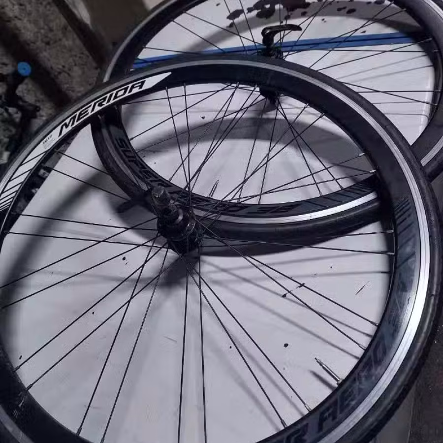 自行车轮胎 图片 1