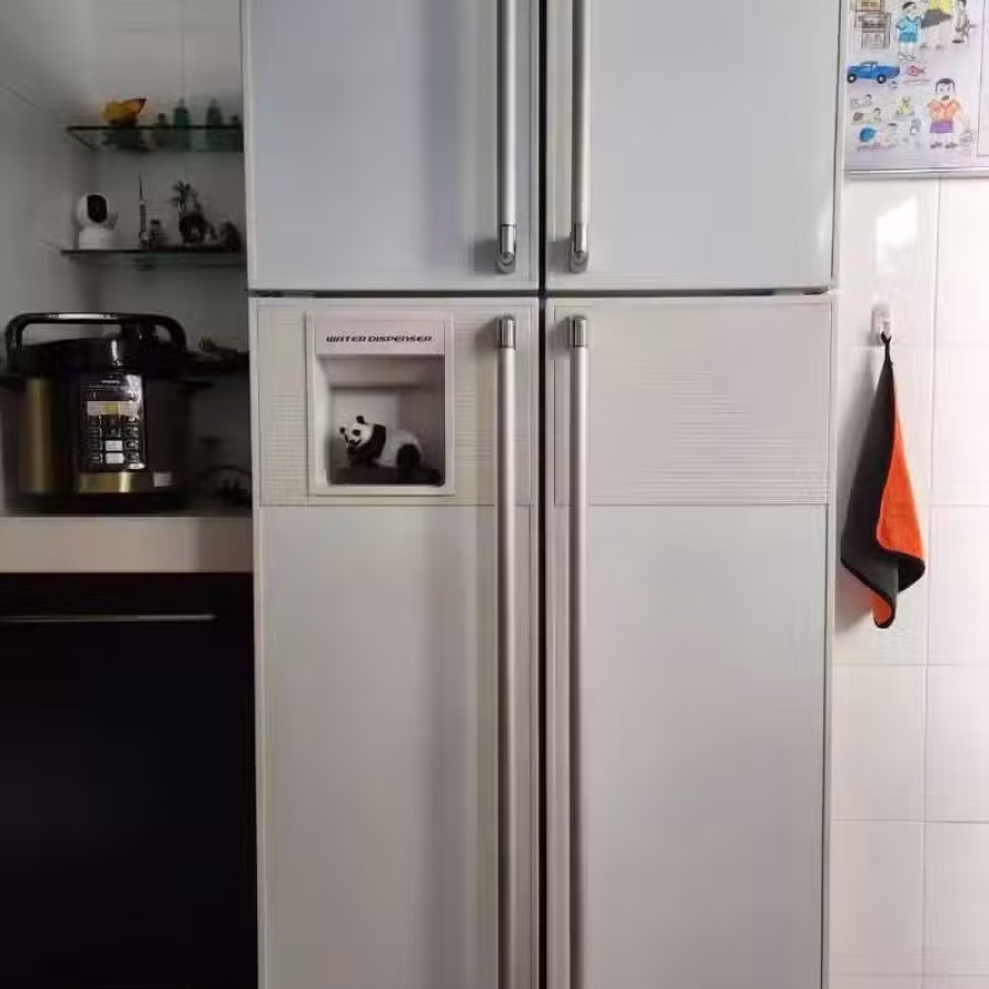 HITCHI品牌冰箱,二手,正常使用,保养很新,上,下4个门大容量 图片 1
