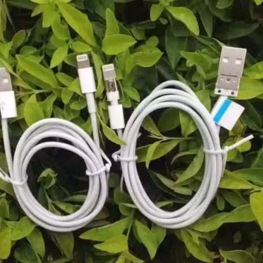 全新—*便宜处理*——苹果手机充电线每条10$ 图片 2