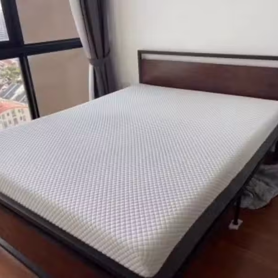 Queensize 床架和床垫 图片 1