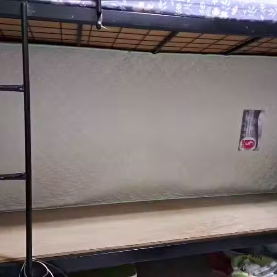 海马8成新床垫出售 图片 1