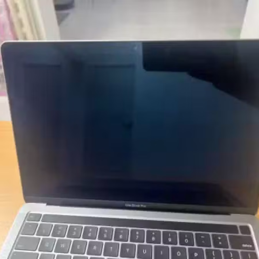 MacBook 13 M1 256gb 8gb ram 图片 1
