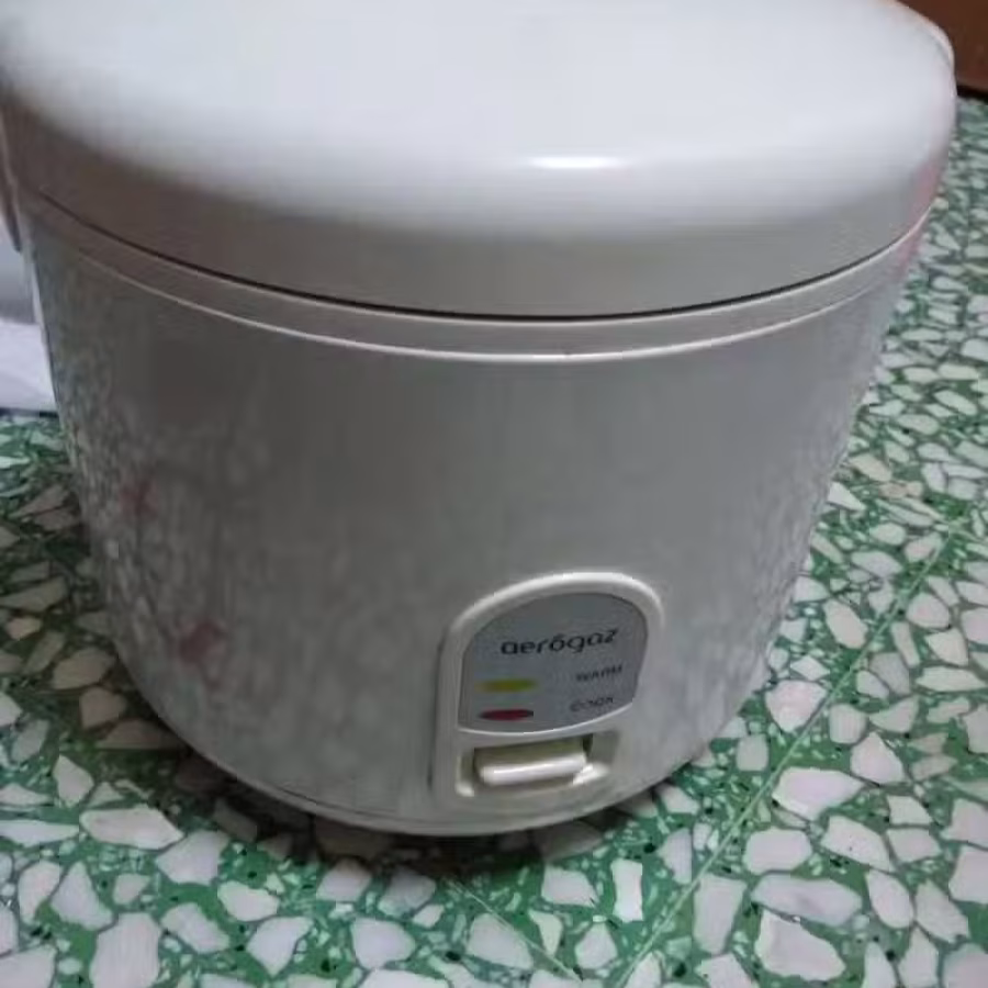电饭锅 九成新 areogas 图片 1