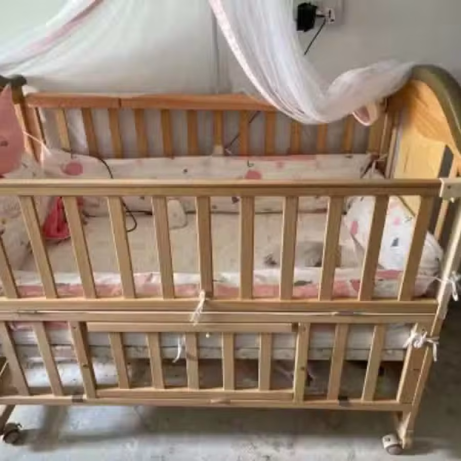 婴儿床 图片 1