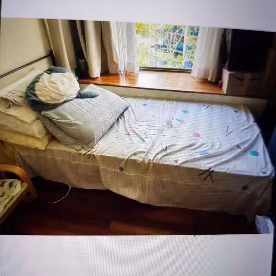 Bed +frame 床架加 床 图片 1