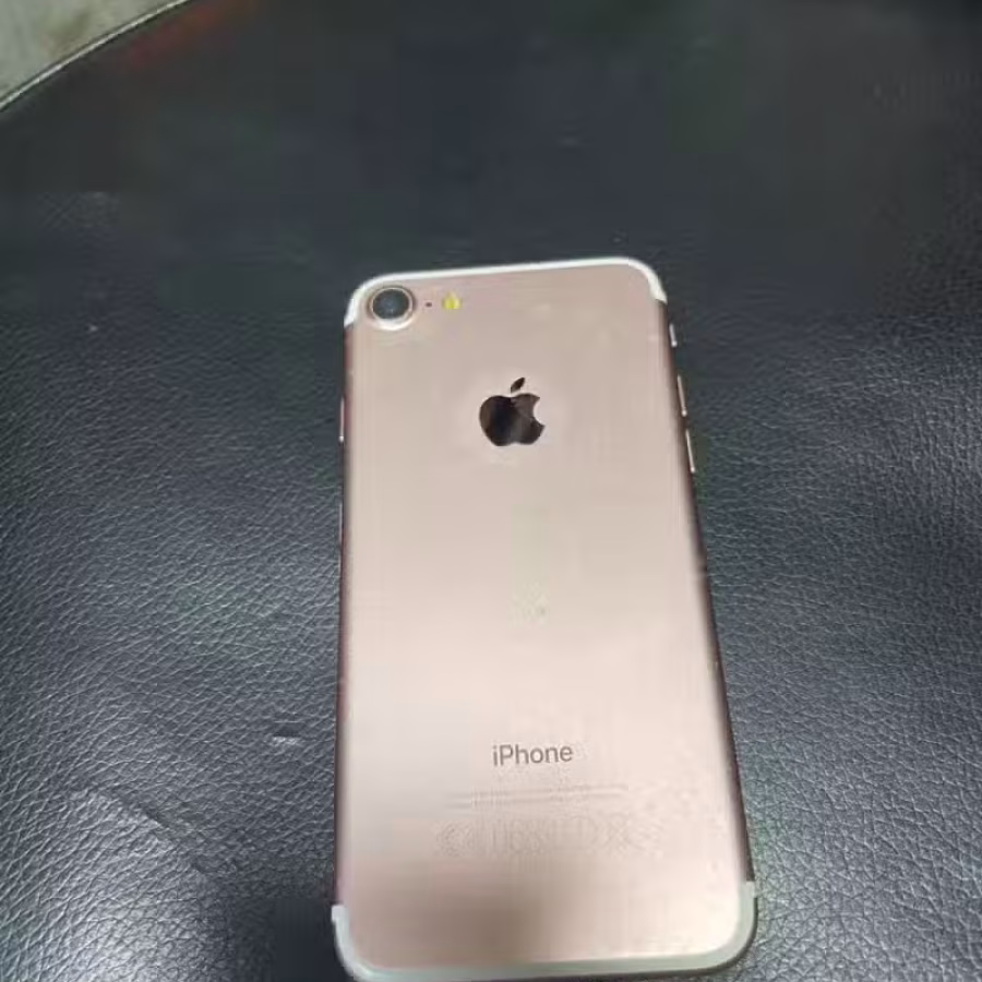 出售闲置苹果7，128gB，9成新，$160 图片 2
