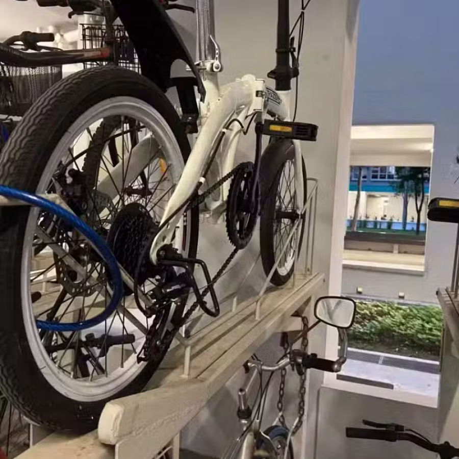 95新折叠自行车，黑白两台 图片 2