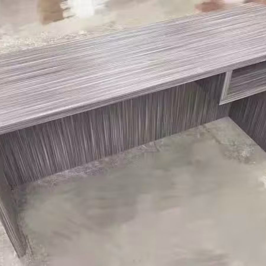 二手褐色线条长桌子 图片 1
