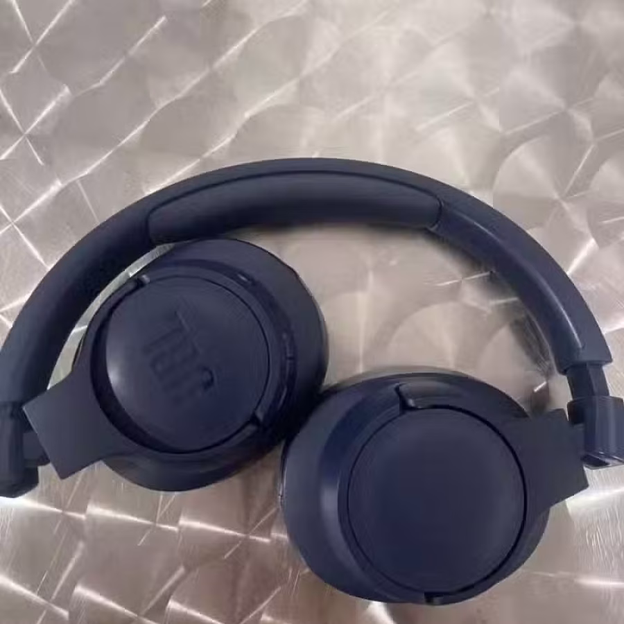 JBL蓝牙耳机 图片 1