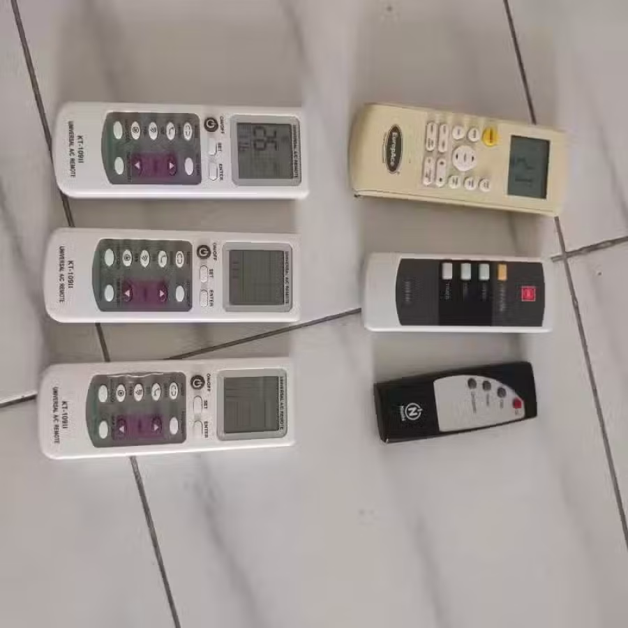 卡迪地铁站自取排插3个,多功能摇控器3个,锁头一个钥匙12根 图片 4