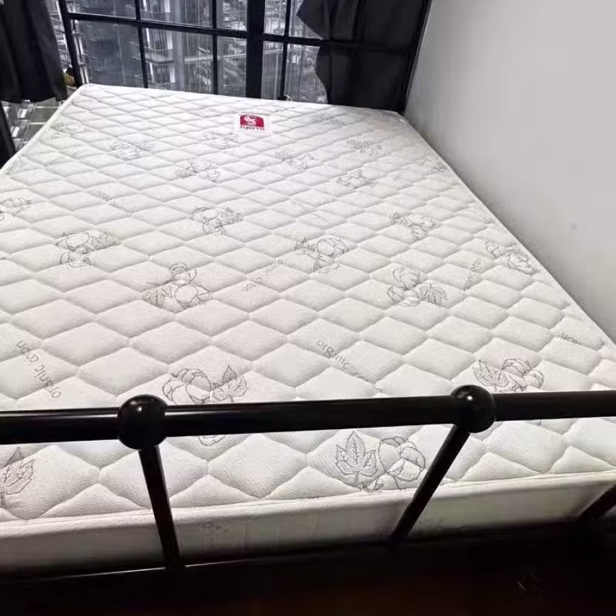 queen size 床和床垫 图片 2