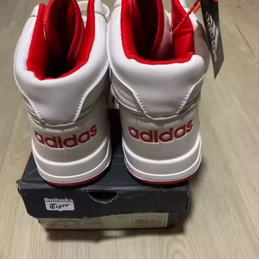 adidas板鞋 图片 3