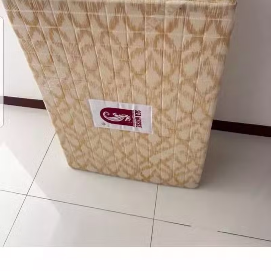 几乎新 床垫 海马 折叠 图片 1