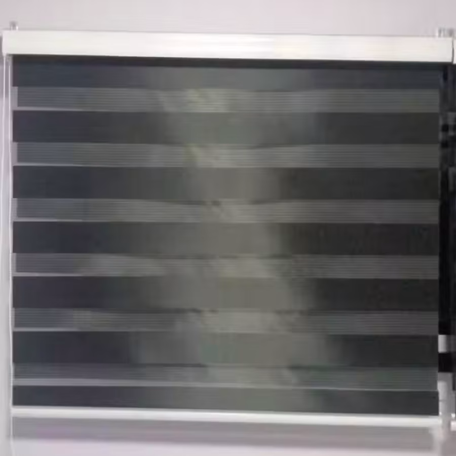 ZEBRA 百叶窗  白天和夜晚 图片 1