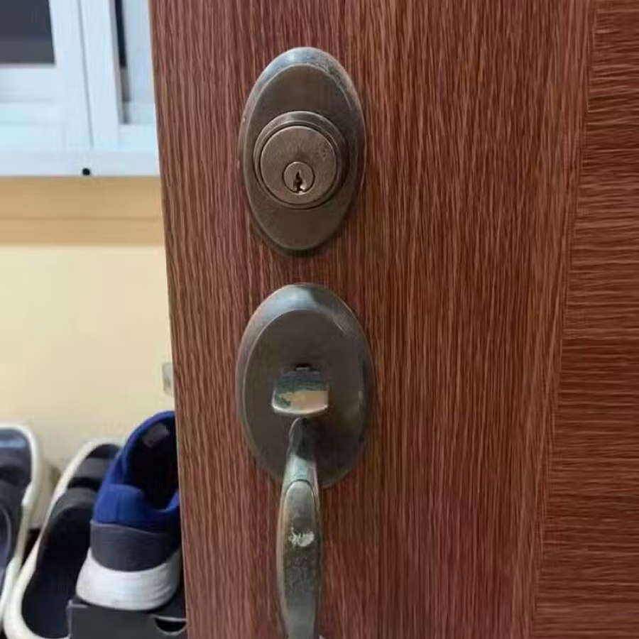专业开锁/换锁/保险箱/开车门/信箱服务 图片 2
