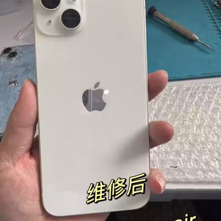 专业手机维修，更换屏幕，尾插，电池（移植电芯）等，改颜色更换原装中框总成，全岛最 图片 2