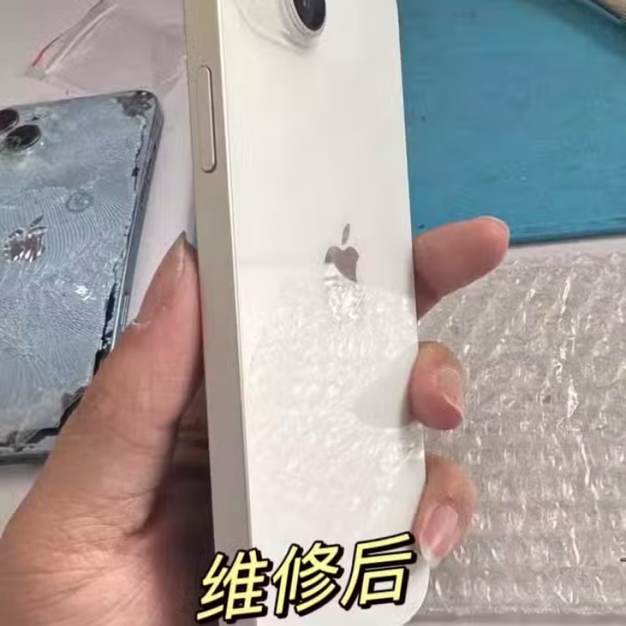 专业手机维修，更换屏幕，尾插，电池（移植电芯）等，改颜色更换原装中框总成，全岛最 图片 3