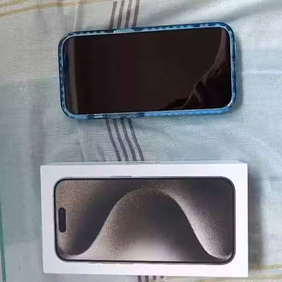 苹果手机 iphone 15pro 图片 2