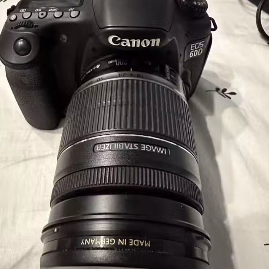 Canon佳能60D  图片 1