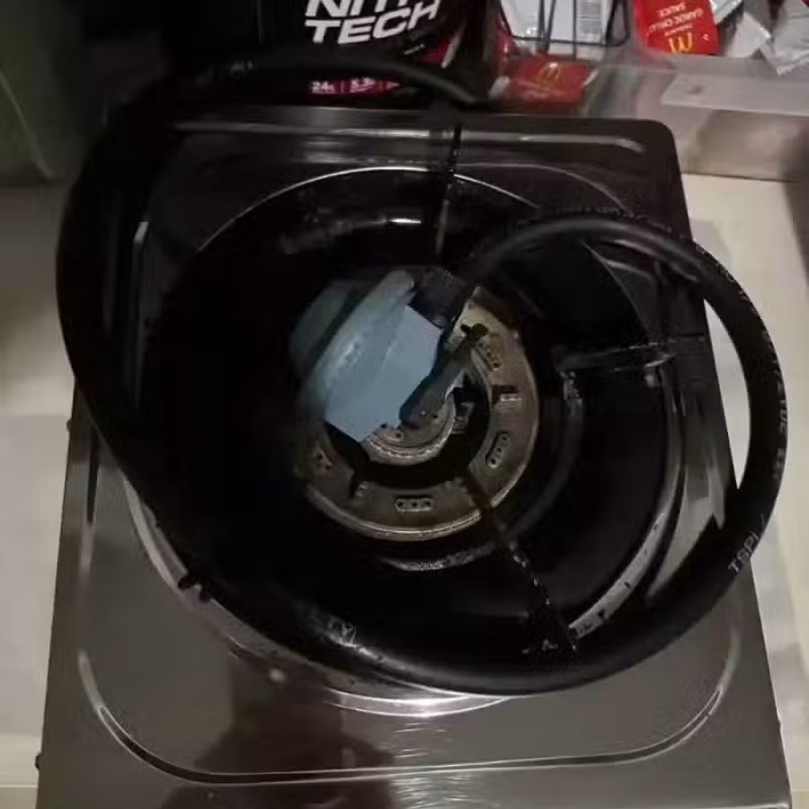煤气灶 蒸锅 炒菜锅 图片 1