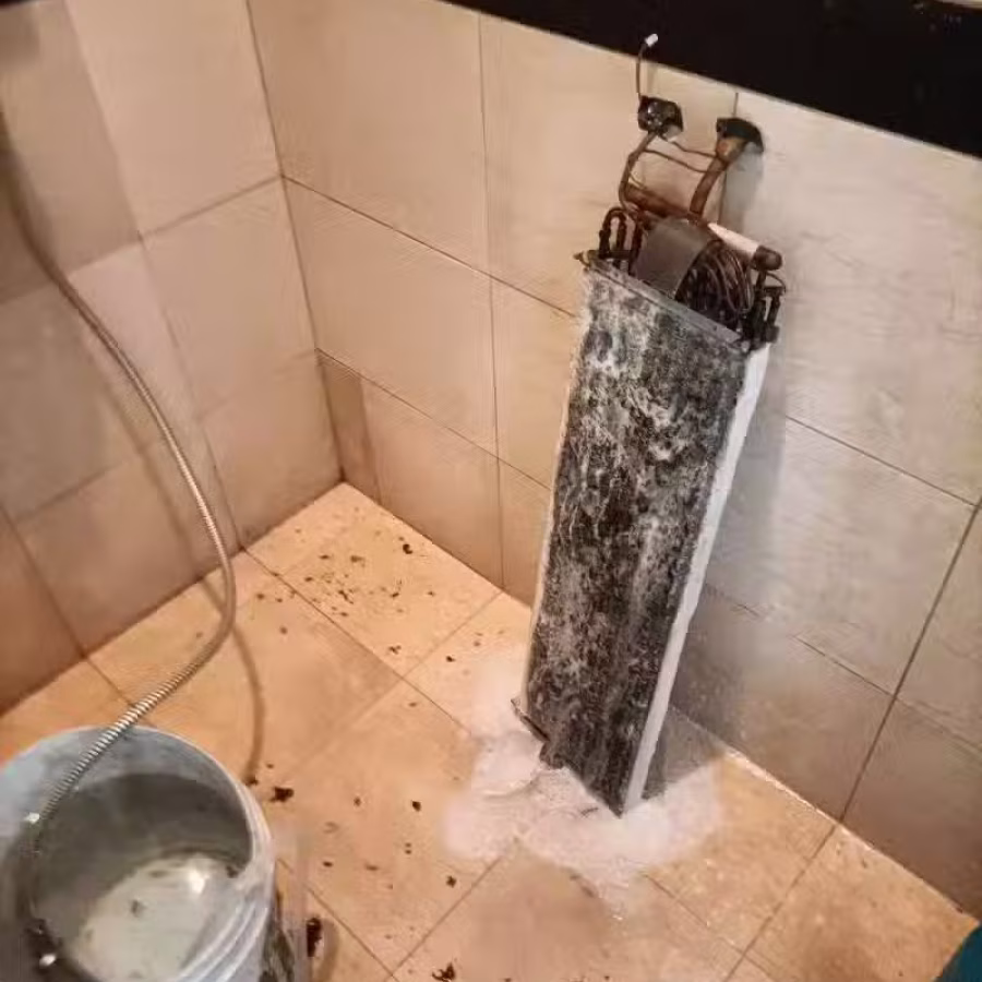 空调全拆药水清洗 图片 1