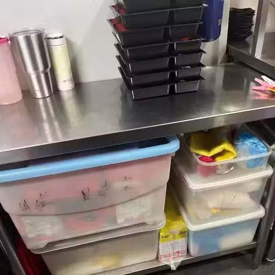 日本餐全套白钢，炸炉，冰箱，铁板，Bento 盒等等…价钱可面谈。3月1号可取。 图片 9