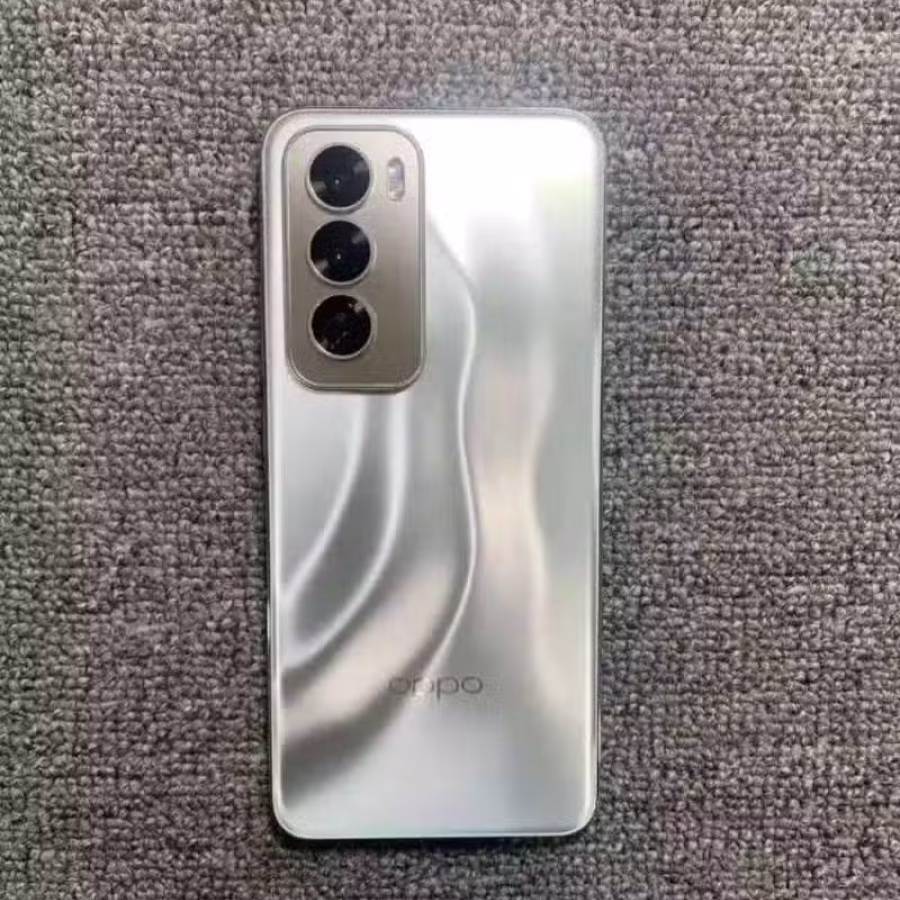 OPPO RENO12 图片 5