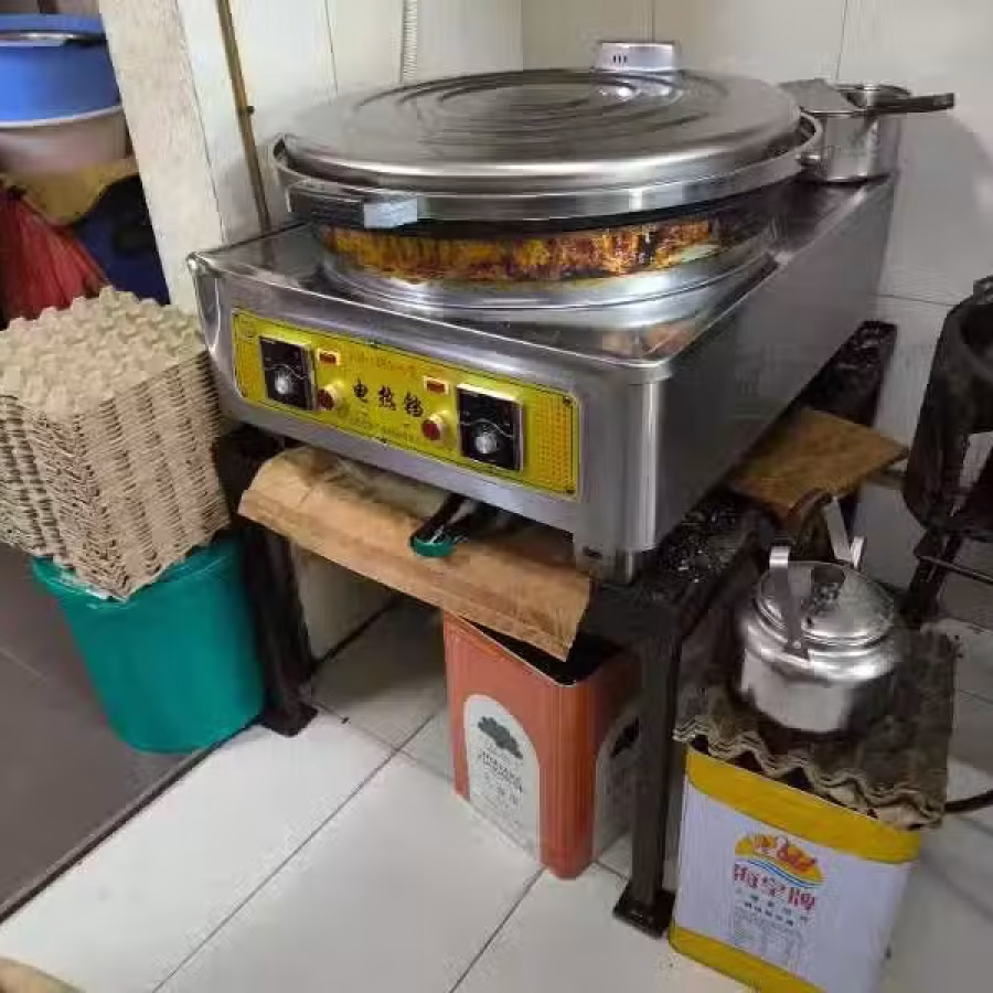 电饭锅，电热档，冰柜，蒸笼，白钢桌子，鱼汤碗，盘子 图片 4