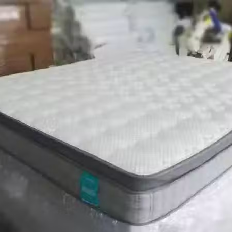 出售全新【 双人床垫只卖$150 】 图片 3