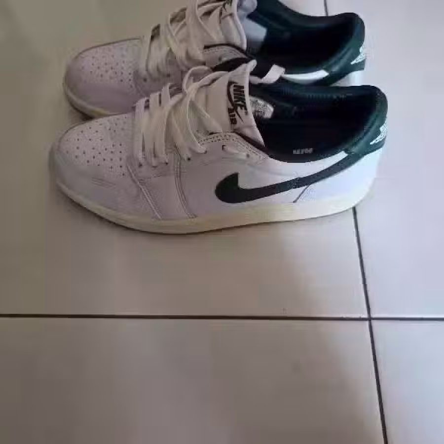 新鞋aj1 og 白绿us7.5 40.5码 图片 1