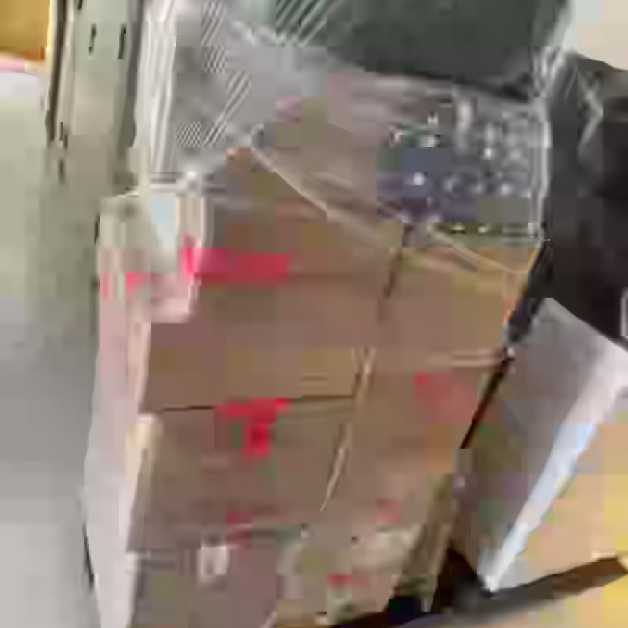 搬家服务 垃圾清理 货物运输 拆装家具 价钱透明 图片 6