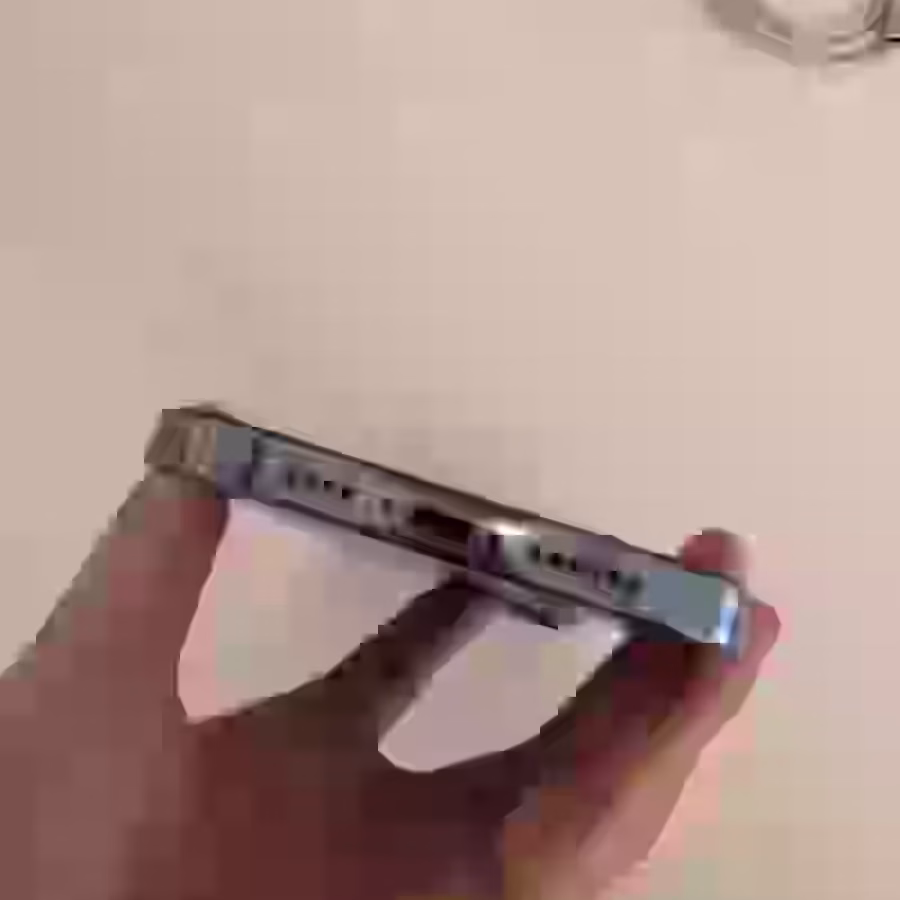 0划痕保存超好的iphone 13 pro max 图片 1