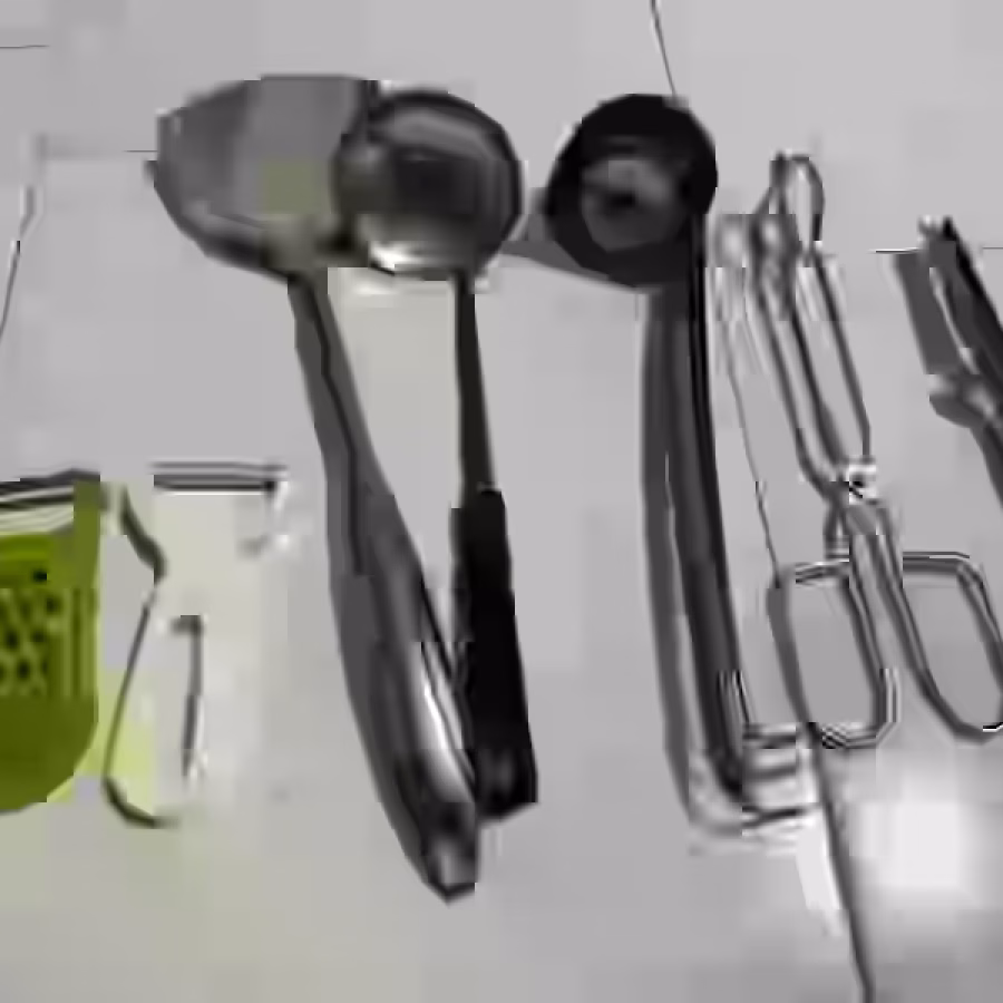 低价出售许多行李箱、家具、全新的锅瓢碗盘碟等厨房用品等许多 图片 55