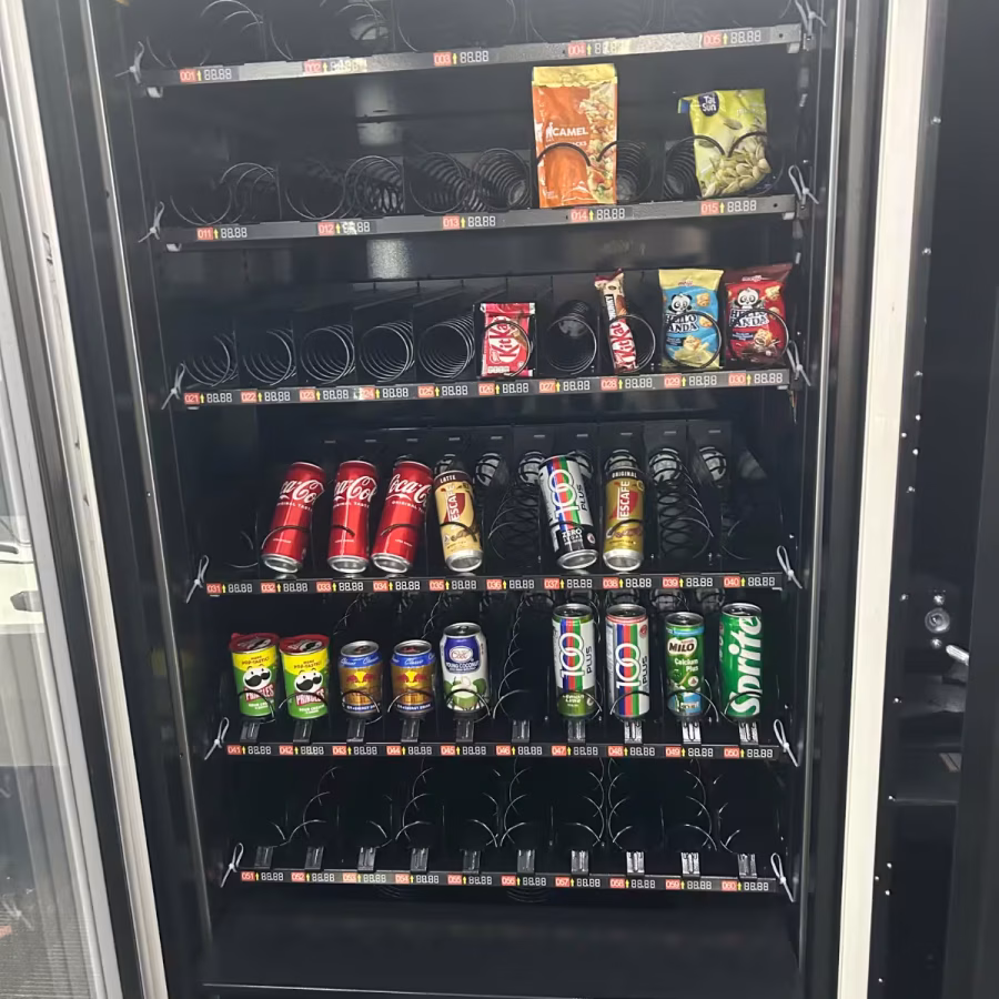 coca cola, kitkat, redbull 图片 1