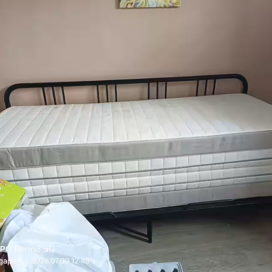 IKEA 双人床+床垫 图片 2