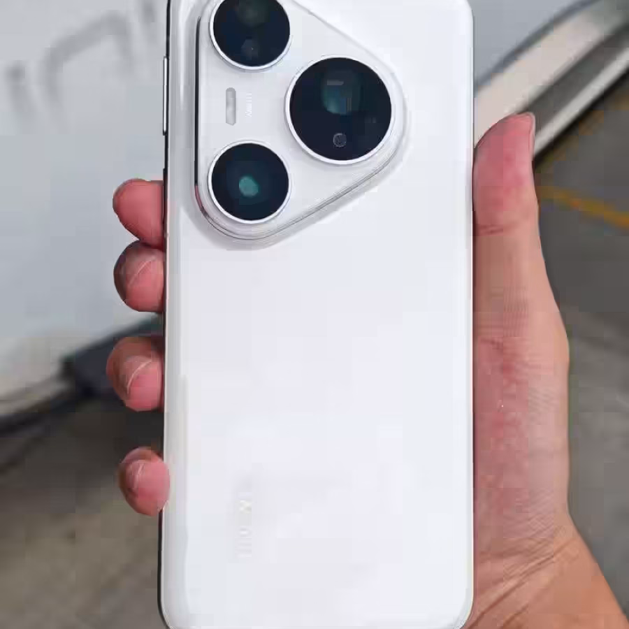 华为Pura 80 Pro，99成新，运行内存12+512GB，新加坡版本安卓1 图片 1