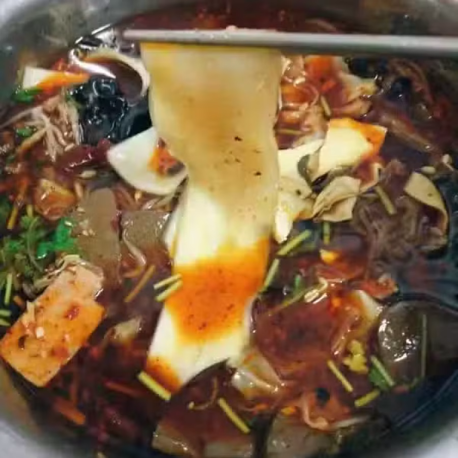 正宗甘肃定西纯手工土豆粉条宽粉.流汁宽粉.火锅粉 图片 2