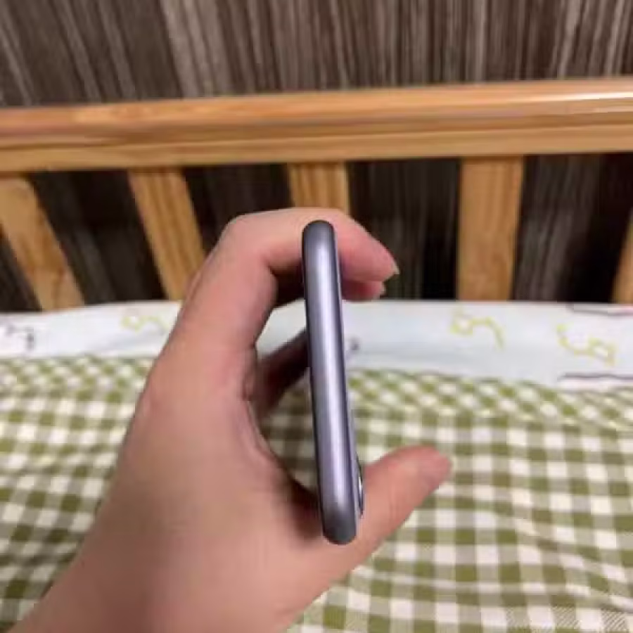 iPhone 11 紫色128G 图片 7