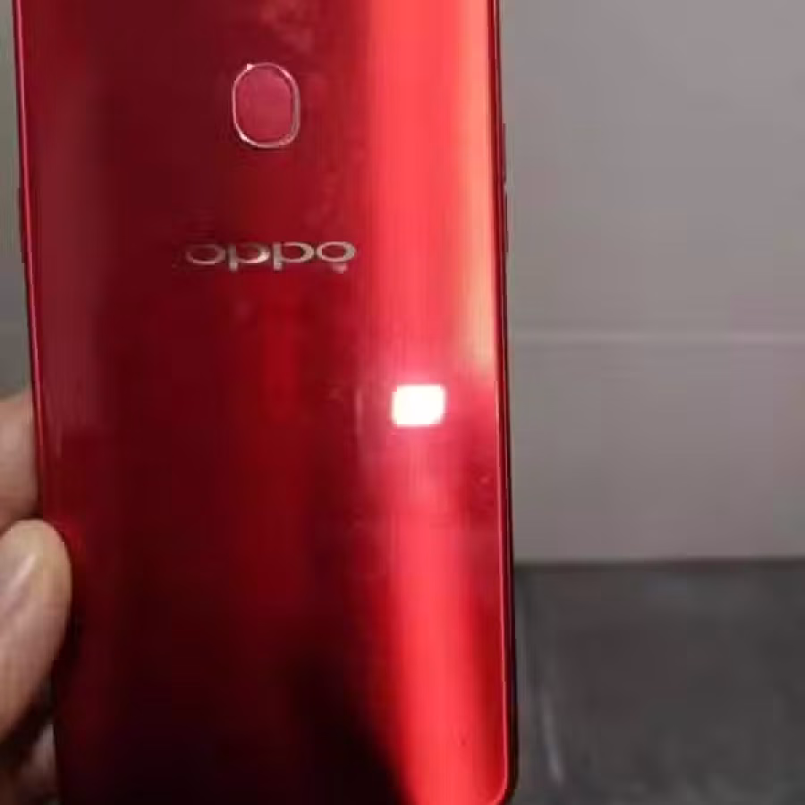 OppR15 图片 1