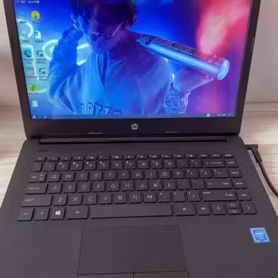 惠普笔记本电脑 图片 1