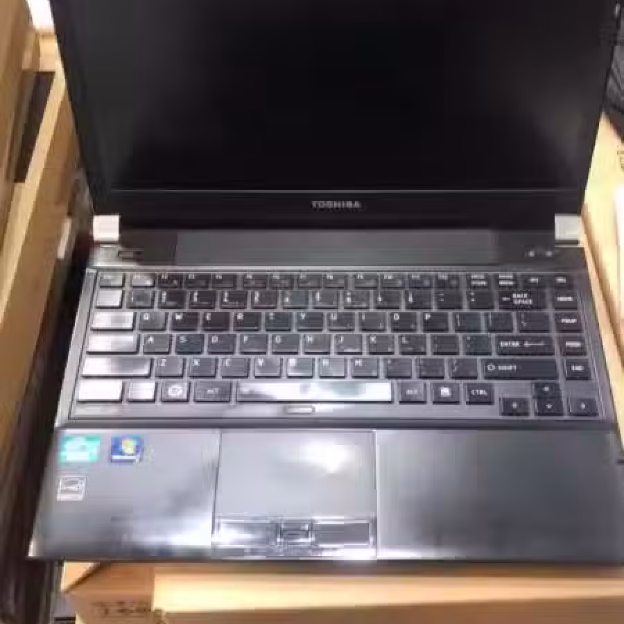  Toshiba Portege R830 图片 3