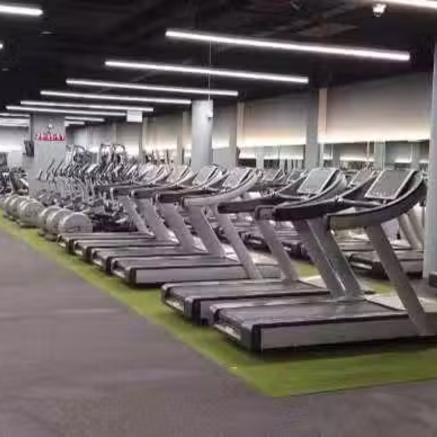 要苗条或强壮的身材找我 点我进来看 先来免费试课再决定 不强推加我微信 照片本人 图片 13
